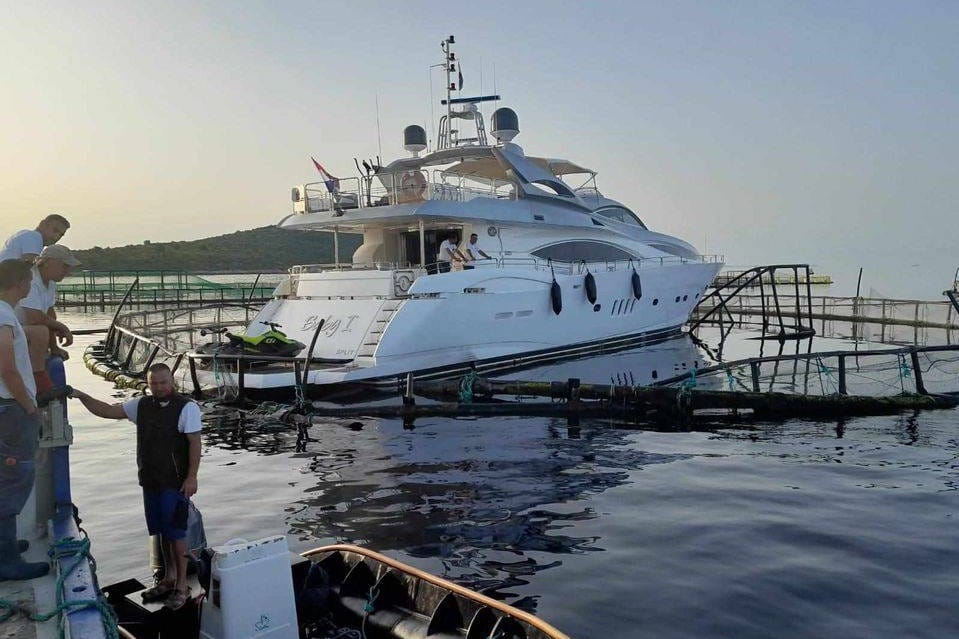 NOVI NALET Brod ponovno upao u Cromarisov kavez u zadarskom arhipelagu - upravljao skiper s 30 godina iskustva u plovidbi!