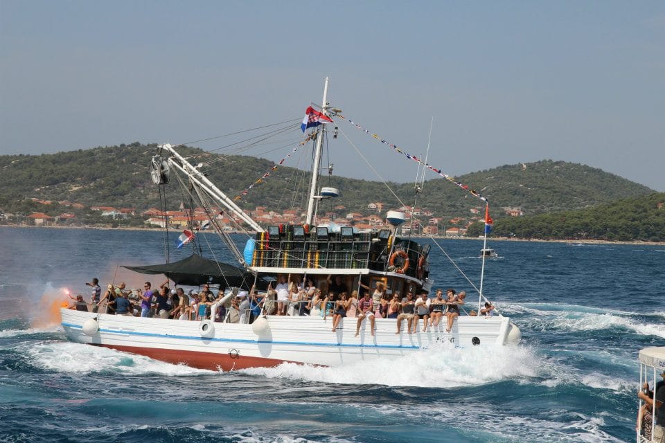 NAKON 116 GODINA Danas je uništen najstariji ribarski brod na Jadranu!