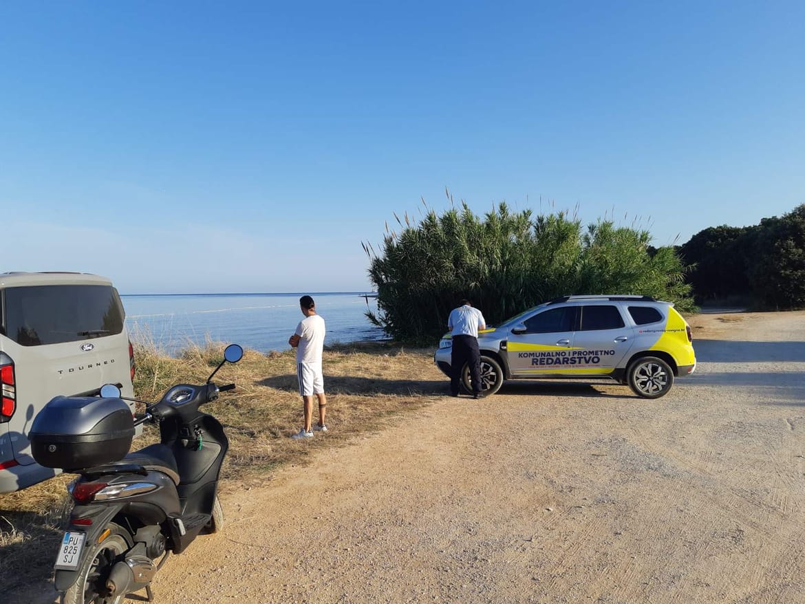 Grad Rovinj: "Suradnja građana ključna je u suzbijanju divljeg kampiranja u Rovinju"