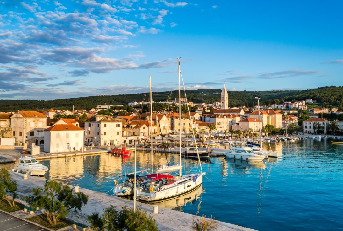 USKORO KREĆE Brač Film Festival u Supetru!
