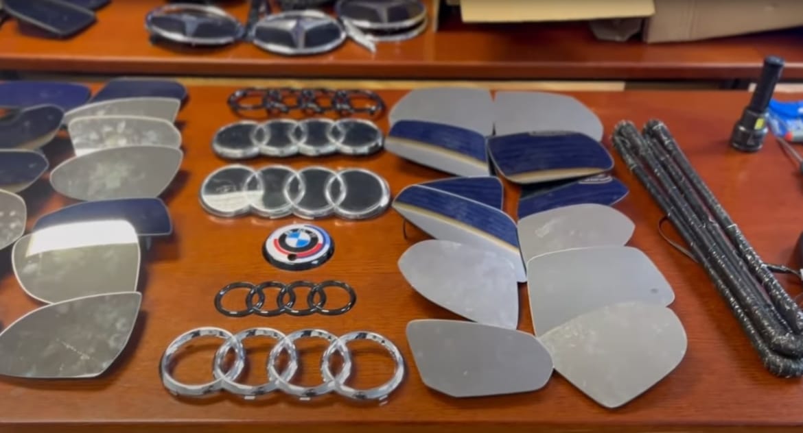 VIDEO - KRALI OD SPLITA DO MAKARSKE Splitska policija uhitila dva stranca i riješila seriju krađa  dijelova sa 100 vozila!