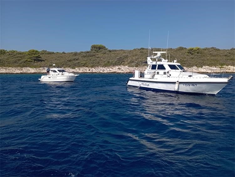 Splitska pomorska policija jučer sankcionirala deset glisiranja