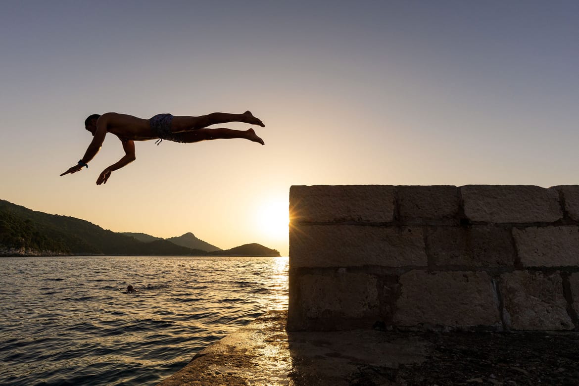 Premijerni lastovski eko film festival!
