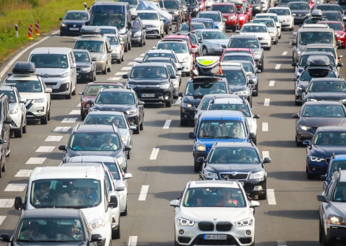 Velike gužve na autocestama - HAK upozorava vozače na kilometarske kolone