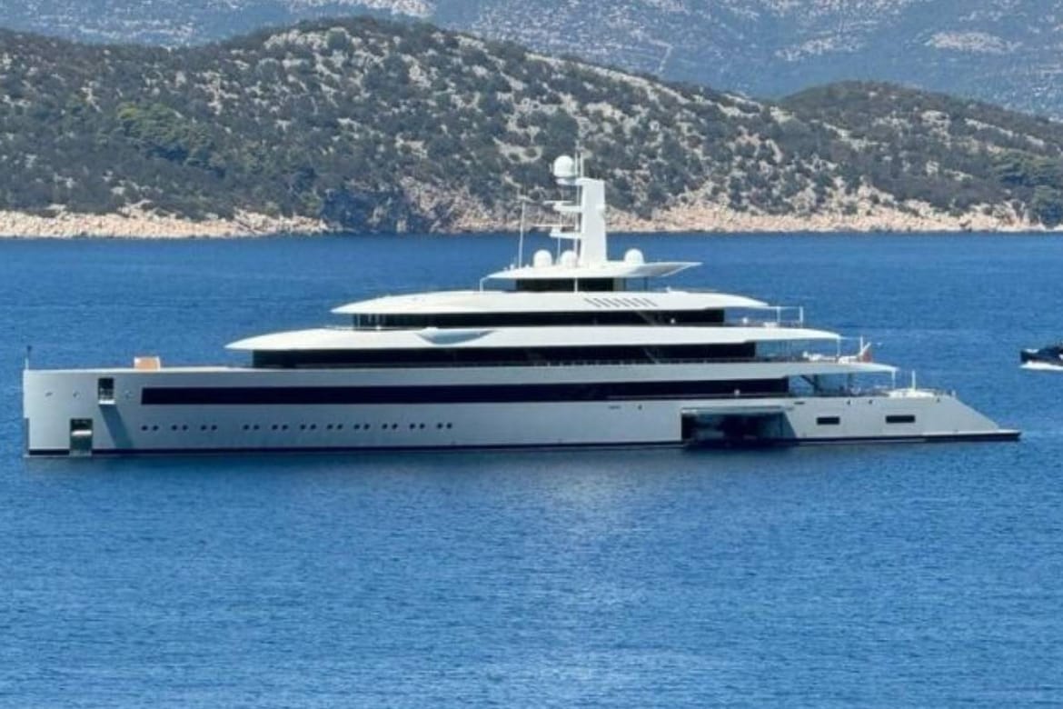 Ovo je 100 - metarska jahta suosnivača Whatsappa viđena pred Lopudom!