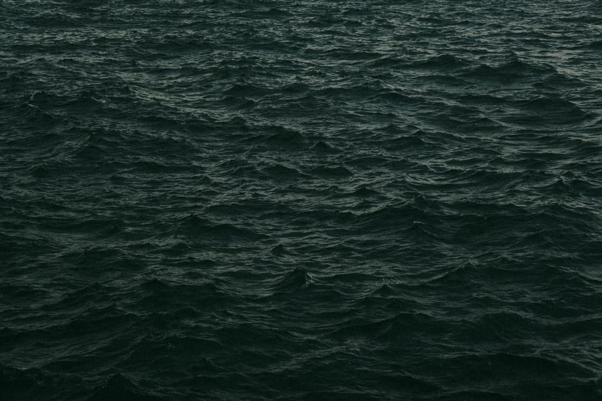 Mornar pao s broda u mračne duboke vode istočnog Mediterana!