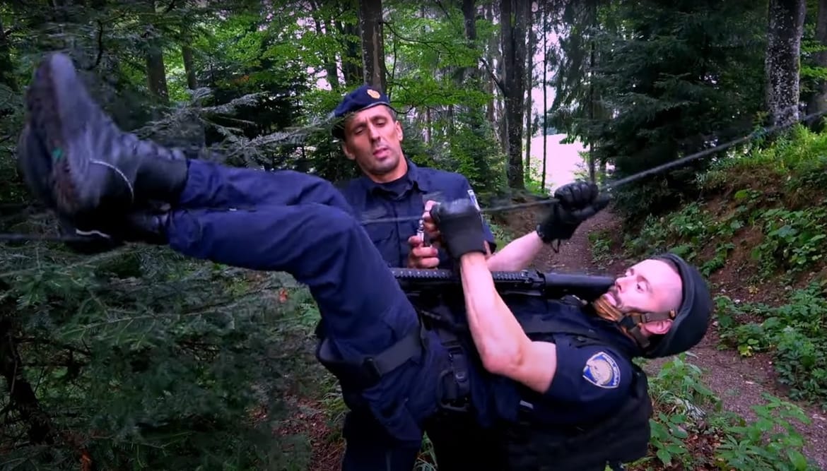 Štit Domovine Pula 2024. - Policajci s kompasom i zemljovidom natječu se na stazi dugoj 35 km kod Pule i Medulina