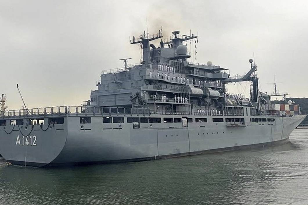 Njemački ratni brodovi prolaze kroz Tajvanski tjesnac - Peking nije zadovoljan!