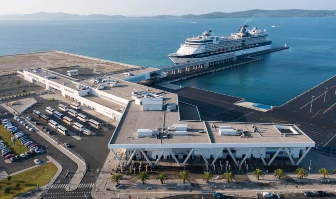 Oboren rekord u putničkim lukama Gaženica i Zadar - Više od 200 000 putnika na cruiserima