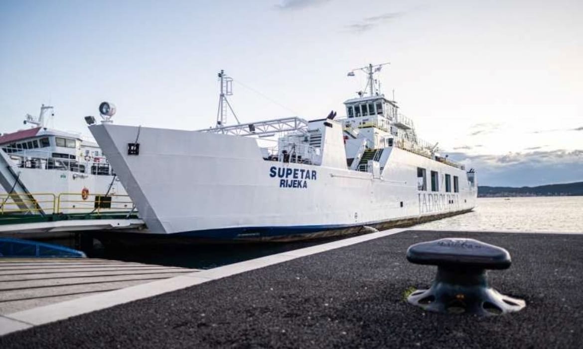 Upravo pala rampa na trajektu 'Supetar'