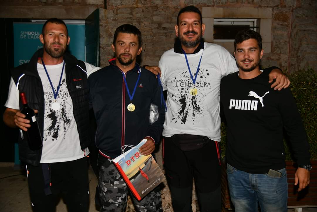 BOLSKA LIGNJADURA Prošlogodišnji pobjednici, opet najbolji u lovu liganja!