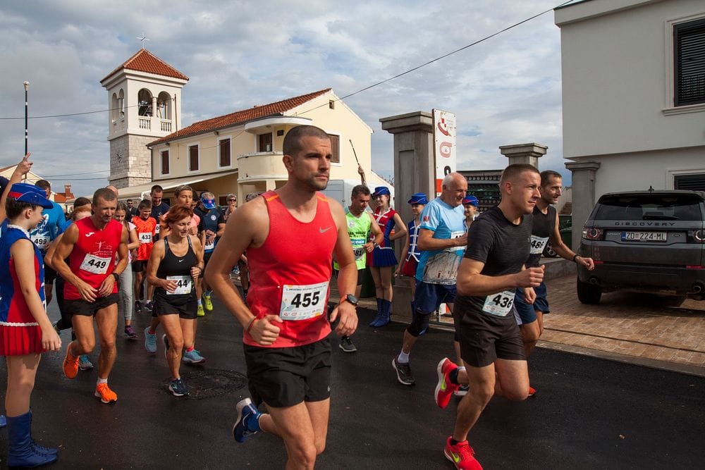 DAN OBRANE Trči se linijom obrane Zadra - braniteljima u čast!