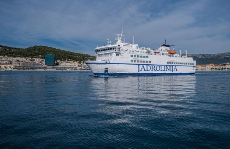 JADROLINIJA POTVRDILA "Petar Hektorović" vraća se na liniju Split-Vis - evo i kada!