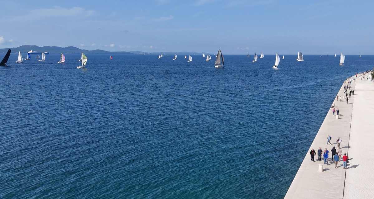Odjedrena rekordna i jubilarna 20. Zadarska koka - Pogledajte prekrasne kadrove iz Zadarskog kanala