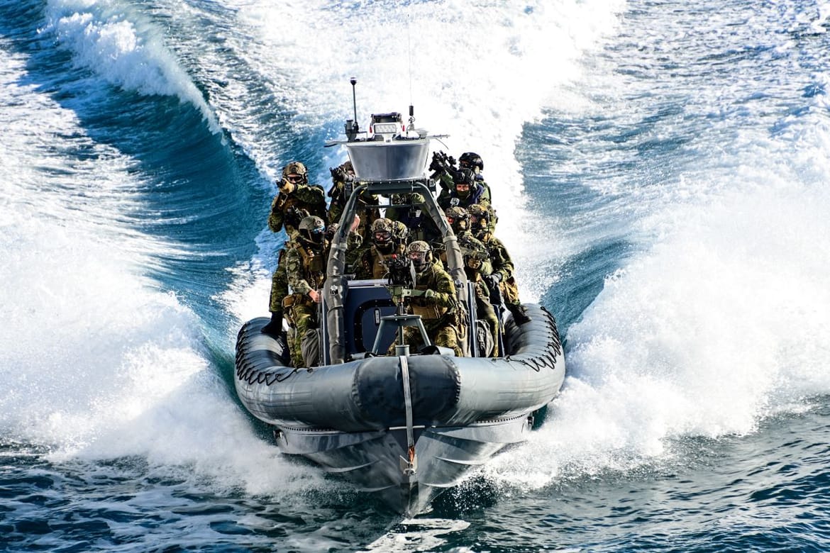 FOTO Zajedničko uvježbavanje specijalnih snaga Hrvatske vojske i policije u splitskom akvatoriju