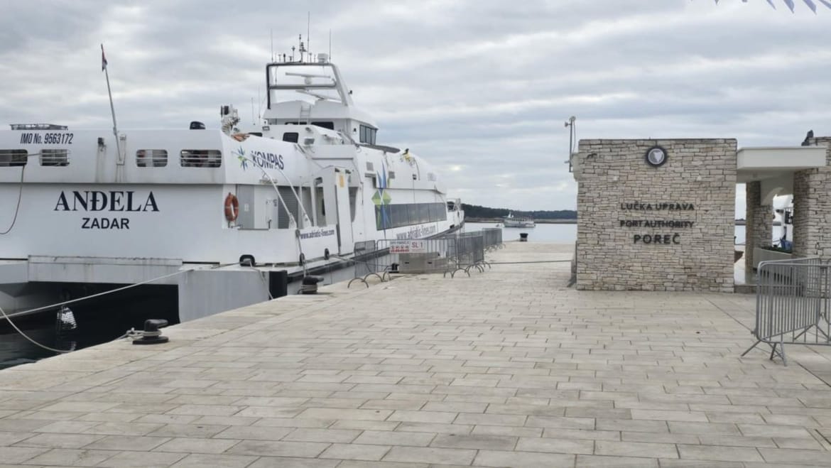 Županijskoj lučkoj upravi Poreč daje se područje luke posebne namjene na privremeno gospodarsko korištenje