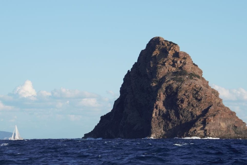 21. JABUKA Kreće kultna regata prema najudaljenijem hrvatskom otoku!