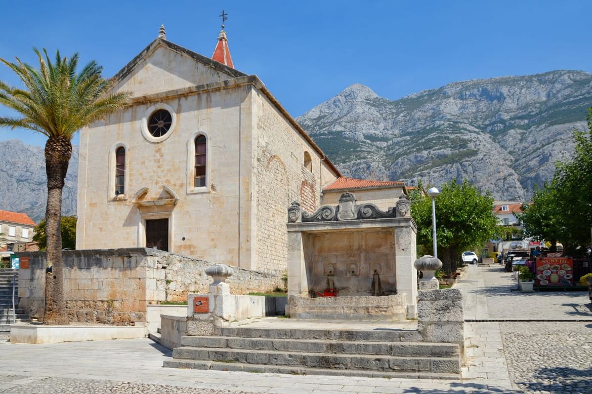 Iz makarske crkve ukradeni milodari!