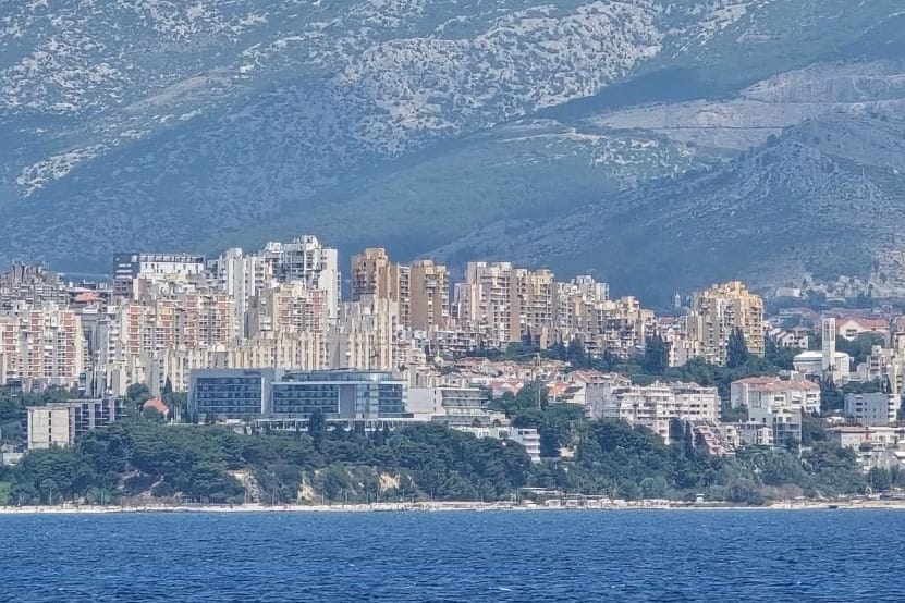 Splitski gradonačelnik: Izgradit ćemo 30 garaža i 40 km biciklističkih staza