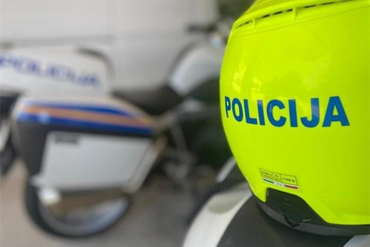 Dvije osobe ozlijeđene u teškoj prometnoj nesreći kod Šibenika