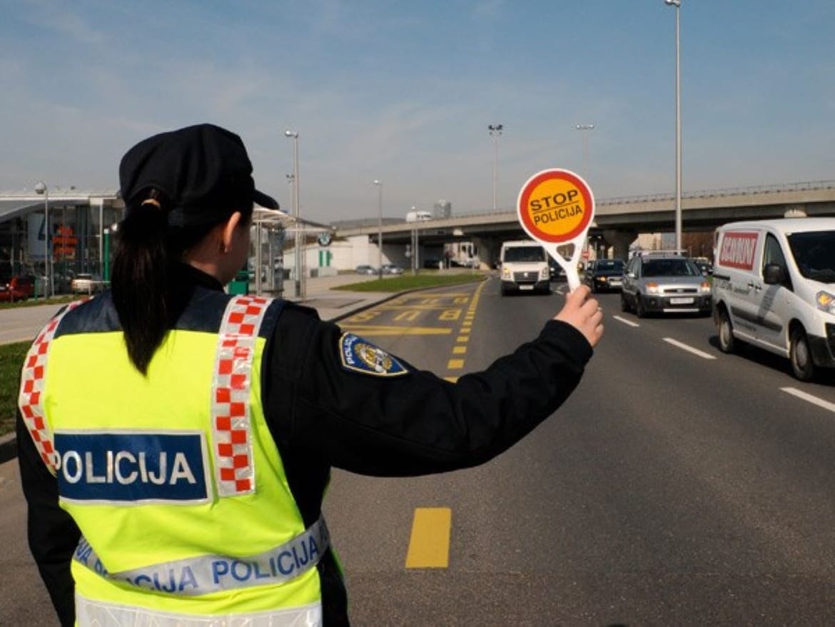 Dani Martinja - Policijska vozila na svakom su uglu