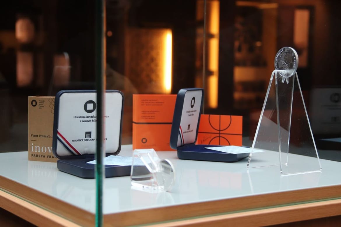 Fundus Muzeja grada Šibenika bogatiji je za dva prigodna srebrenjaka