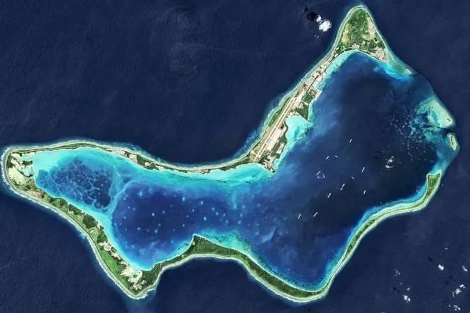 Izbjeglice s izoliranog otoka na kojem je američko - britanska baza preseljene u Veliku Britaniju