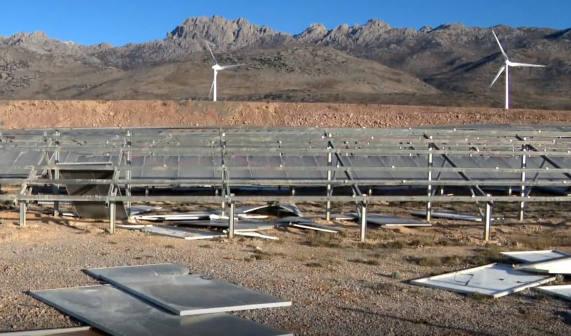 ZAŠTO SU JE TU GRADILI? Bura uništila jednu od najvećih solarnih elektrana u Hrvatskoj