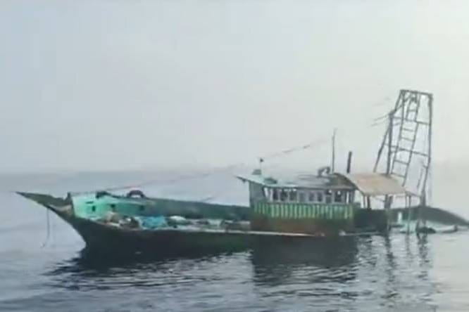 Sudarili se tanker i ribarski brod! Brod potonuo, tanker nastavio bez zaustavljanja