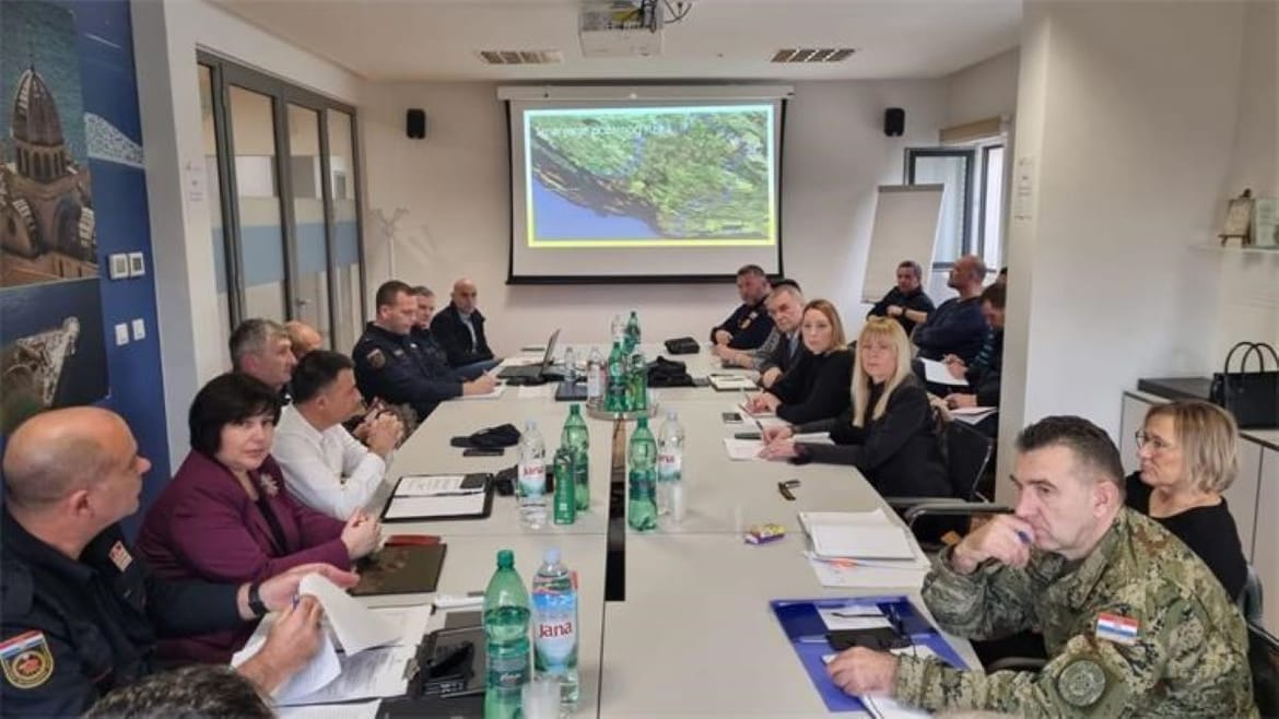 U Šibeniku održan sastanak na temu smanjenja požarnog rizika