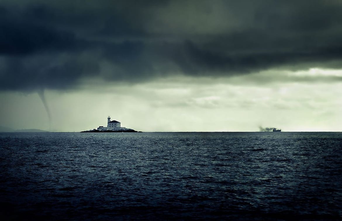 MORE NARANAČA Dan kad se brod krcat agrumima nasukao na hrid svjetionika Mulo