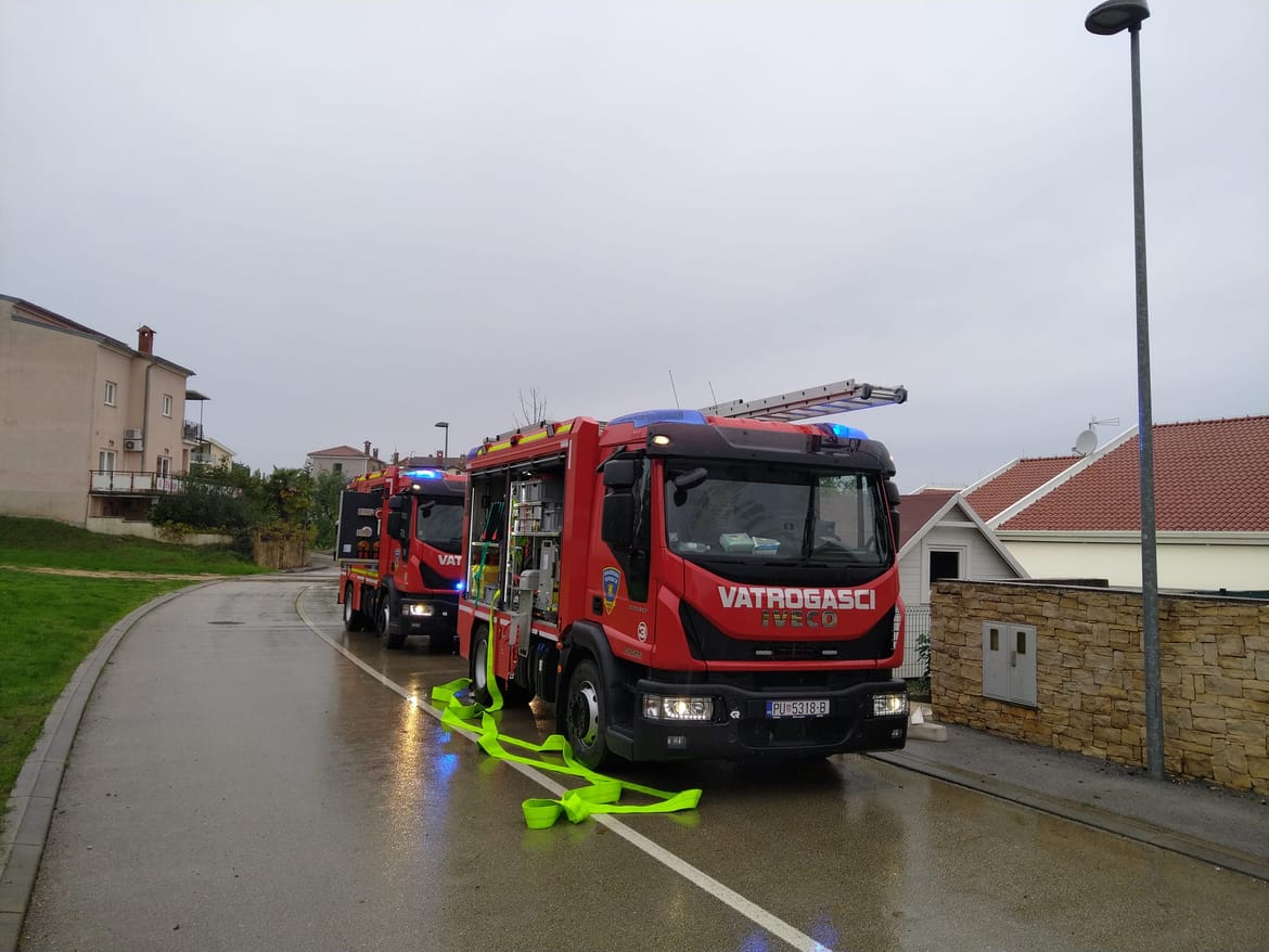 U Poreču gorjela dva kafića - Jesu li požari podmetnuti?