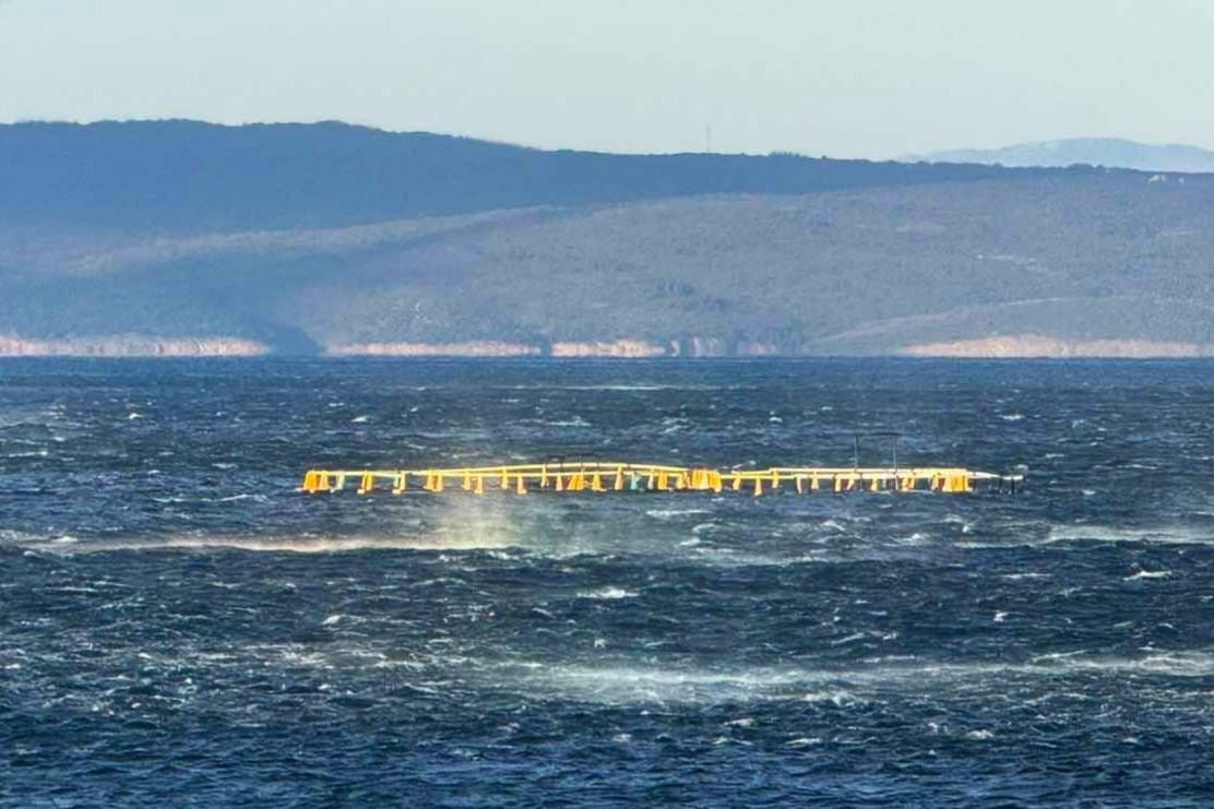 Bura otrgnula kavez iz uzgajališta riba u Velebitskom kanalu!