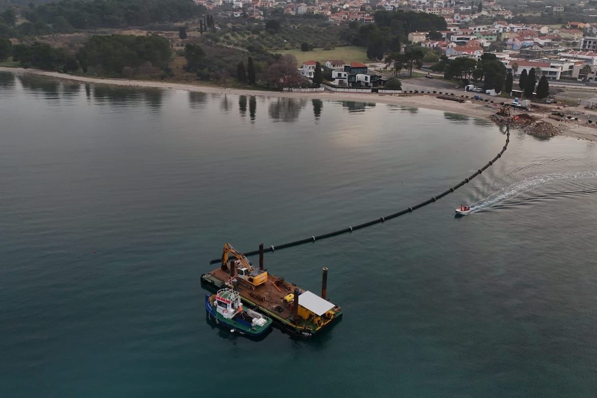 Radovi na podmorskom ispustu u Puli intenzivno se nastavljaju: "Projekt je ključan za kvalitetu života i čuvanje okoliša"