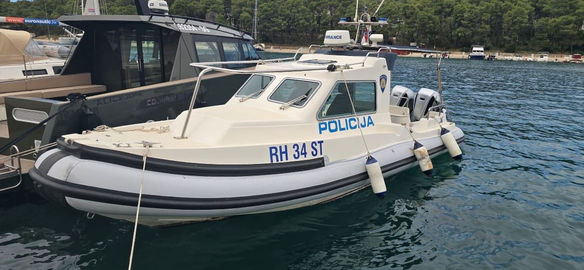 BOŽINOVIĆ STIŽE U LORU Obići će nove prostorije USKOK-a i razgledati novo policijsko plovilo