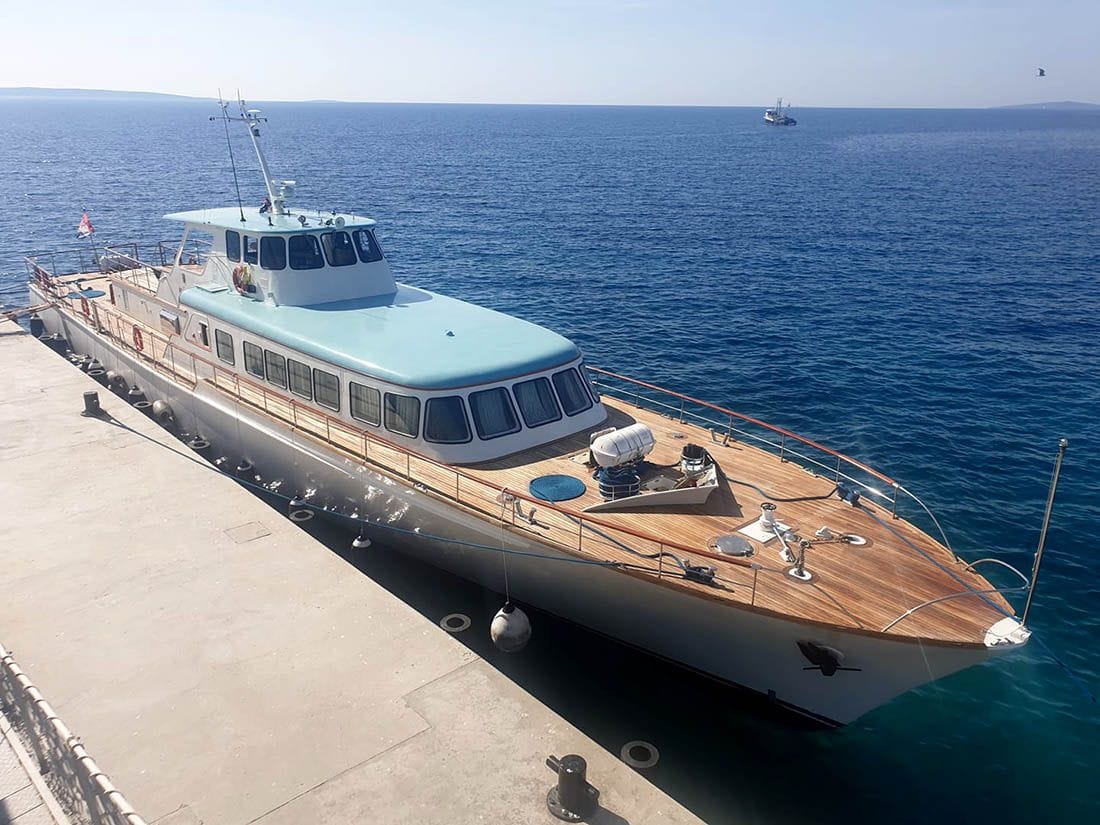 Hrvatski predsjednički brod Učka nakon 470 dana remonta, uskoro opet u Lori!