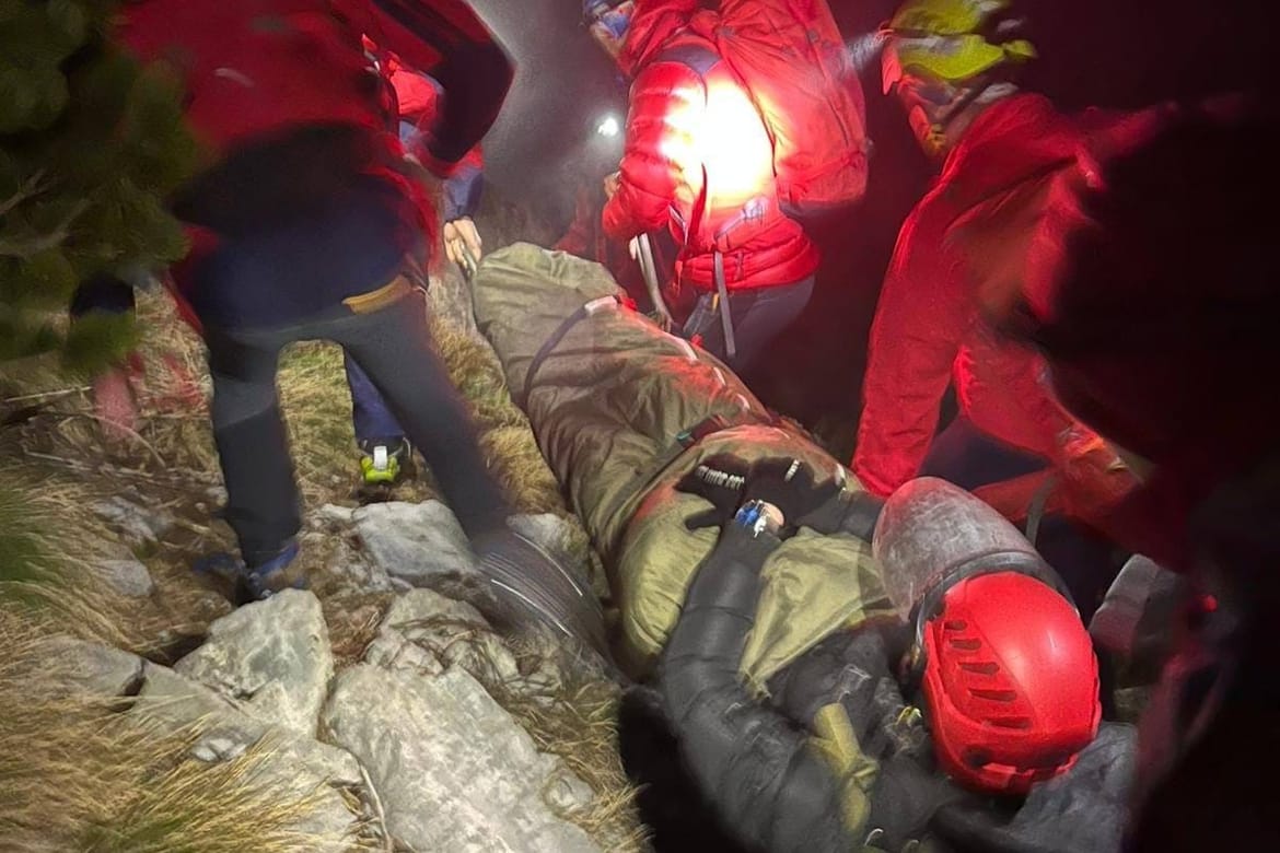Šibenčani krenuli na Velebit bez adekvatne opreme, stvar je spasio HGSS