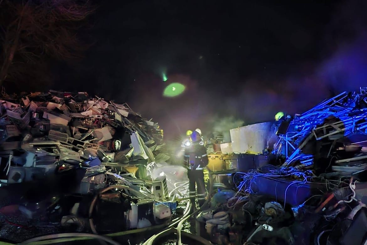 Profesionalnim riječkim vatrogascima povećane plaće!