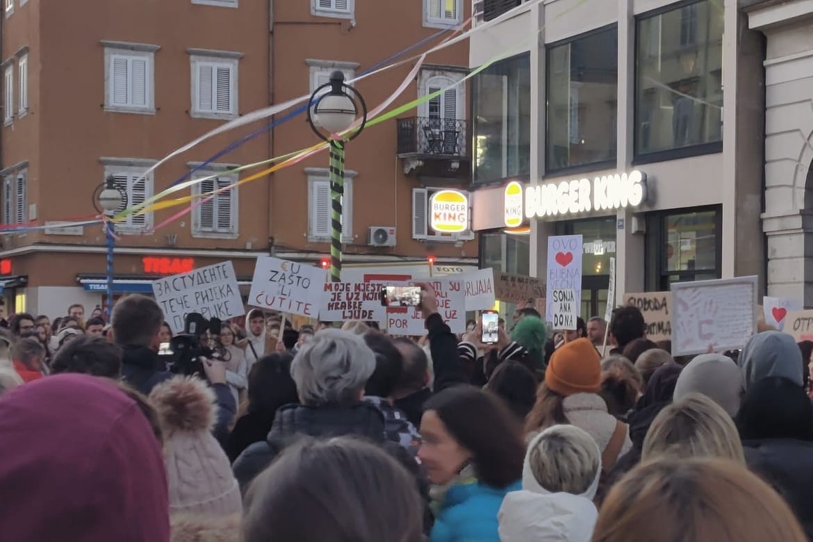 Riječki studenti podržali srpske kolege: "Solidarnost ne pozaje granice!"