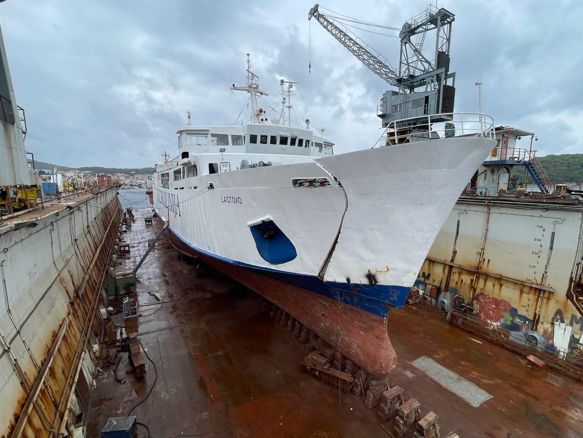 Sindikati: "Istraga želi odgovornost prebaciti na poginule pomorce Lastova, a to je degutantno"