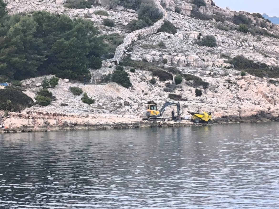 BAGERI U MORU ŽIRJA Krenuli "vjesnici jadranskog proljeća"