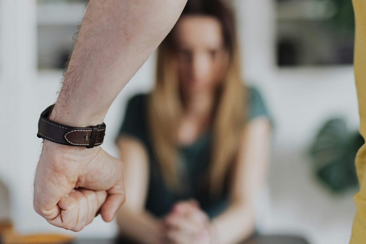 Dubrovčanka bivšeg partnera lažno prijavila za nasilje pa sama zaradila prijavu