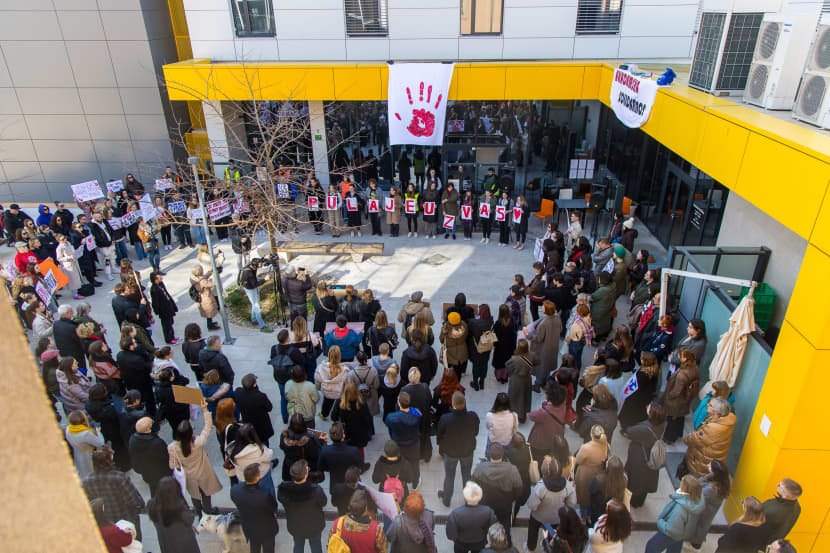 Nakon Splita i Rijeke i mladi u Puli pružili podršku kolegama iz Srbije