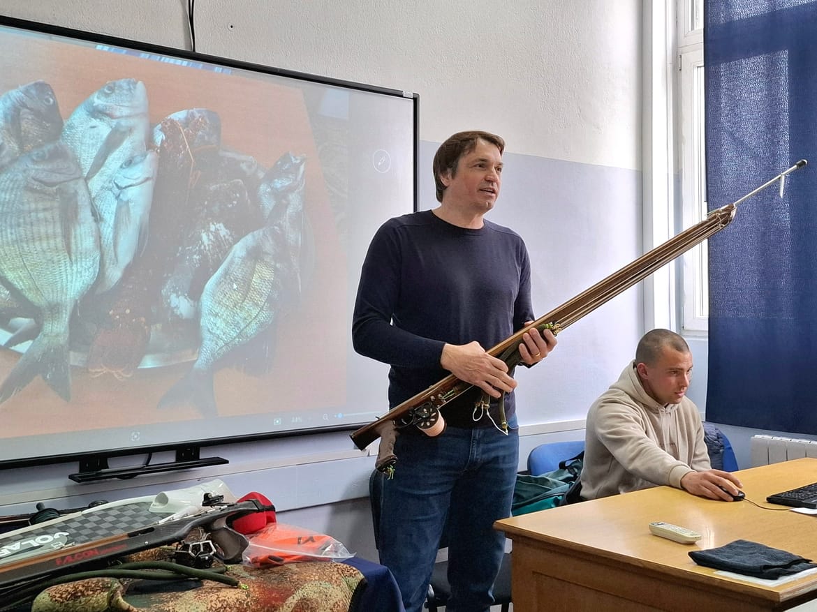 Adrenalinski spektakl u splitskoj Pomorskoj školi: "Stručnjaci iz svijeta podvodnog ribolova podijelili iskustva!"