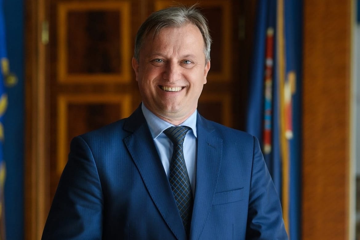 HDZ-ov zadarski gradonačelnik zaposlio kuma pa dobio kaznu: "Kada sam mu postao kum, nisam znao da ću biti gradonačelnik Zadra!"