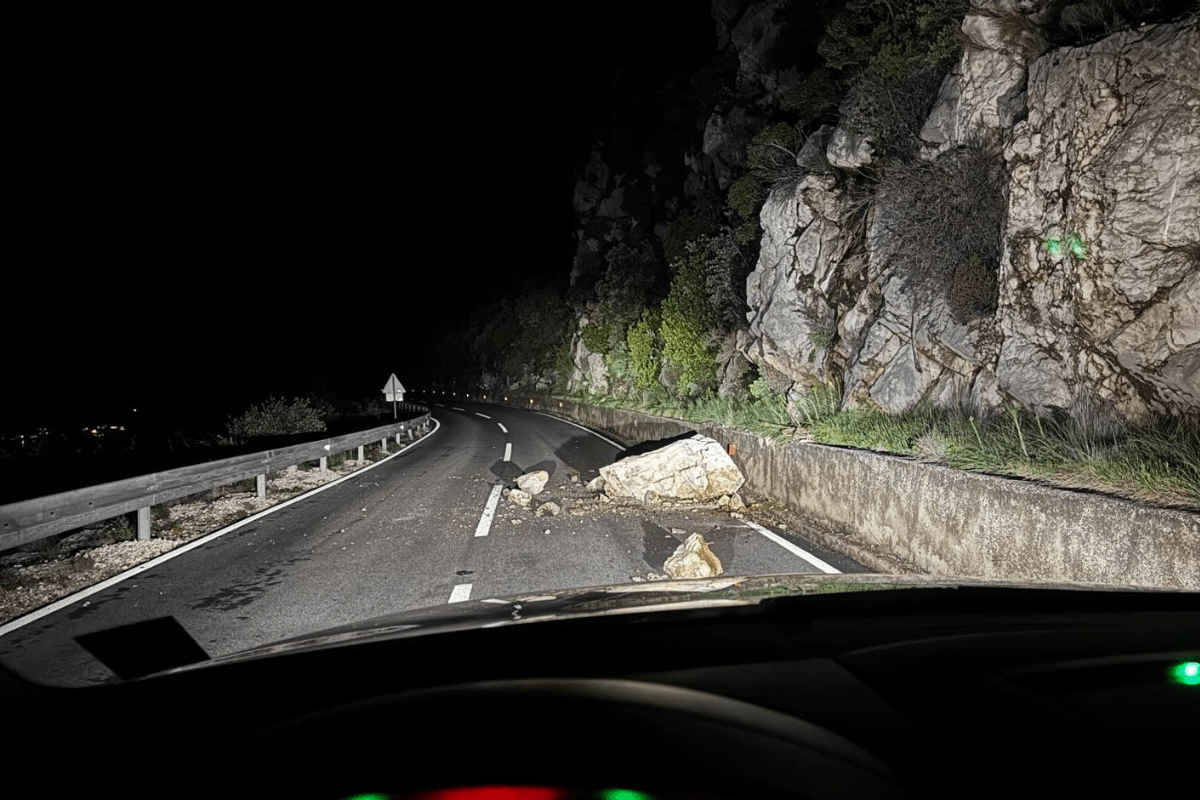 Odron stijena na Pelješcu!