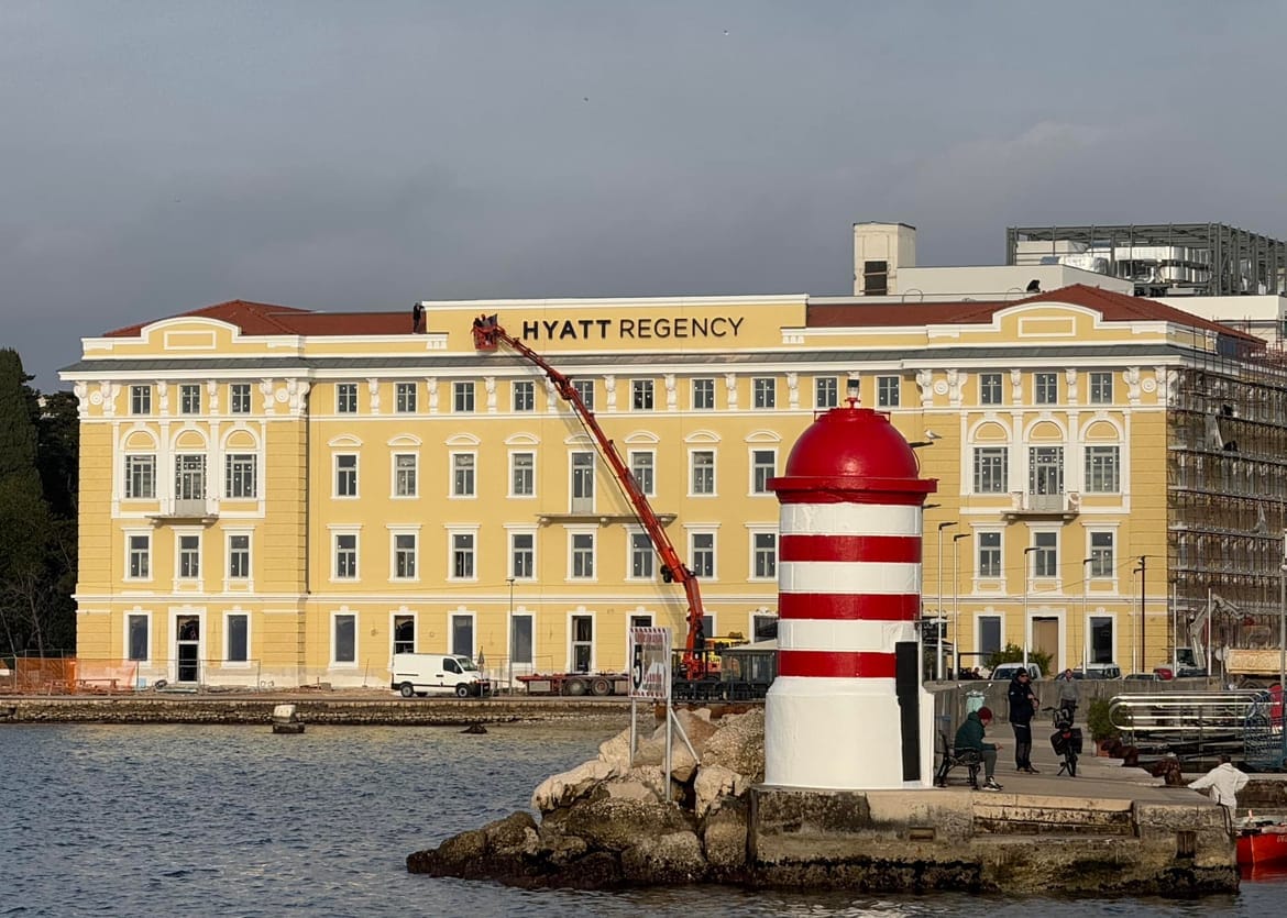 Hoće li se Hyatt u legendarnoj zadarskoj zgradi na kojoj je nekada pisalo "Maraska" zbilja otvoriti na praznik rada?