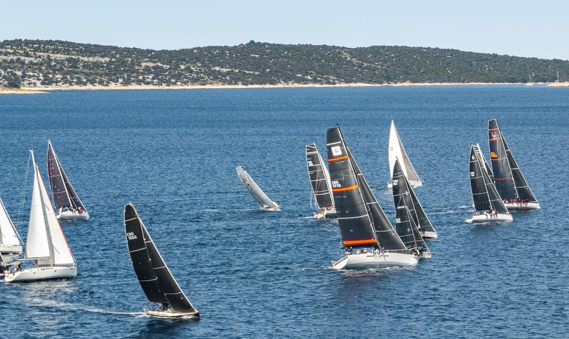 Nakon odjedrena dva nedjeljna navigacijska plova, završila je 21. Zlarinska regata krstaša.