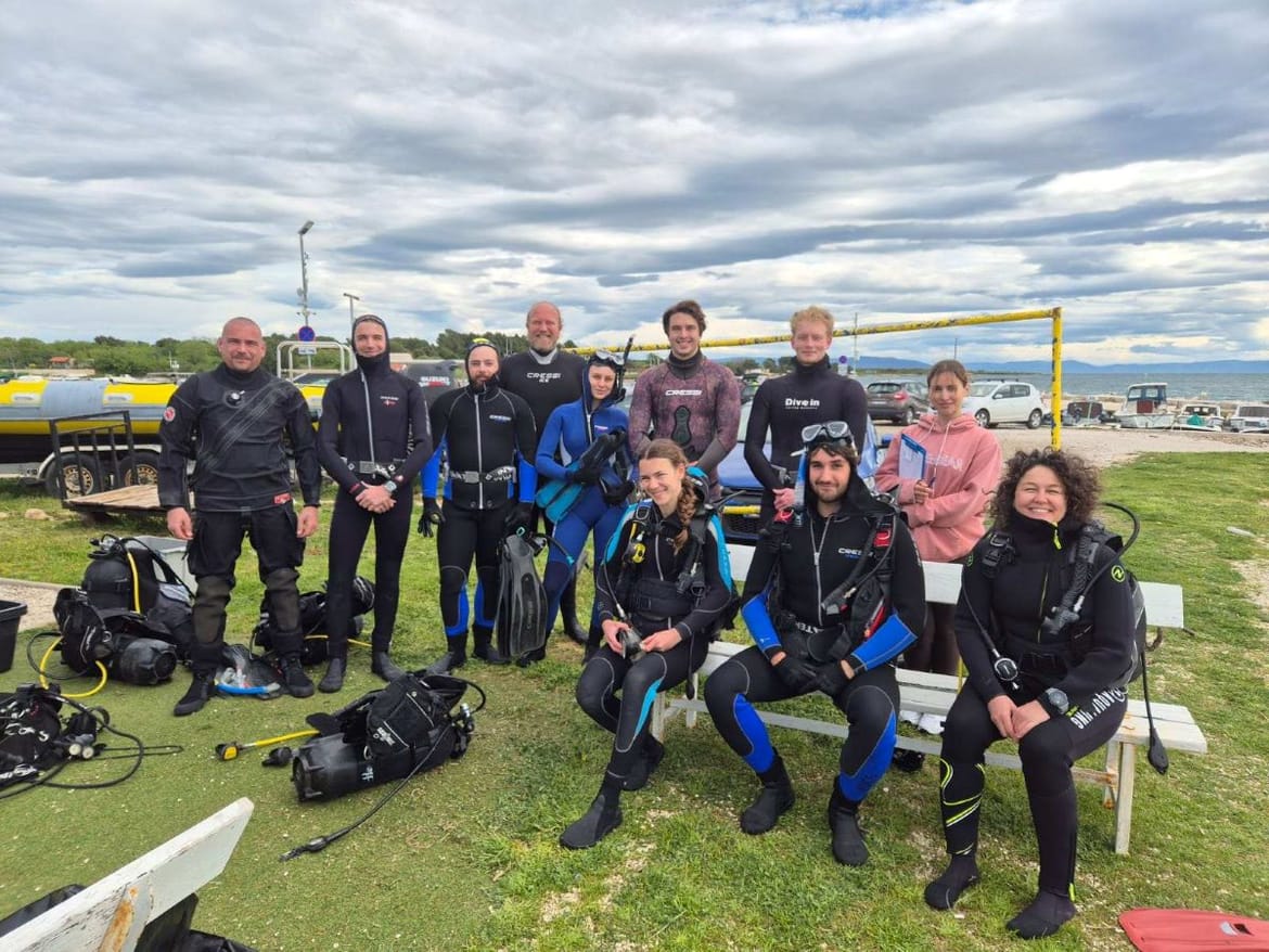 Studenti ronioci očistili podmorje uvale Bura Bura-Salbunić u Ližnjanu