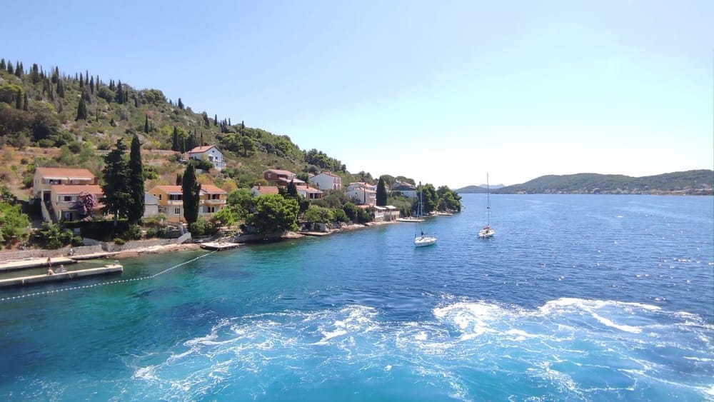 Zadarski brodari ispravljaju: "Nije nam izrečena zabrana prilaska Ošljaku, već je to samo prijedlog i otok nije privatan kako otočani tvrde!"